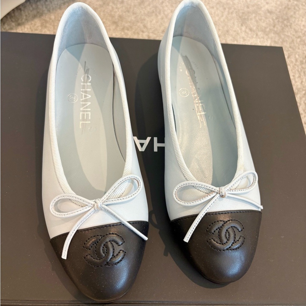 Chanel Ballet Flats - baby blue color - Picture 2 of 9